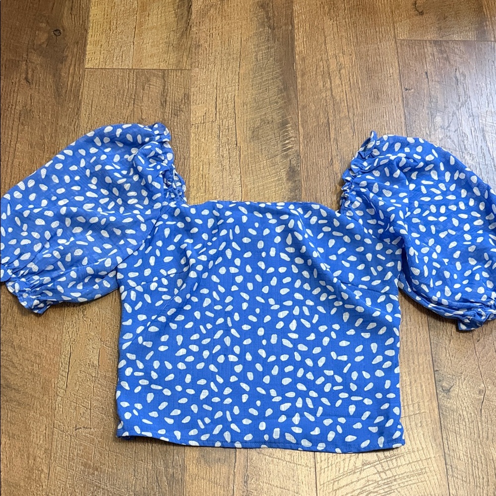 Lucy Paris Blue and White Patterned Blouse